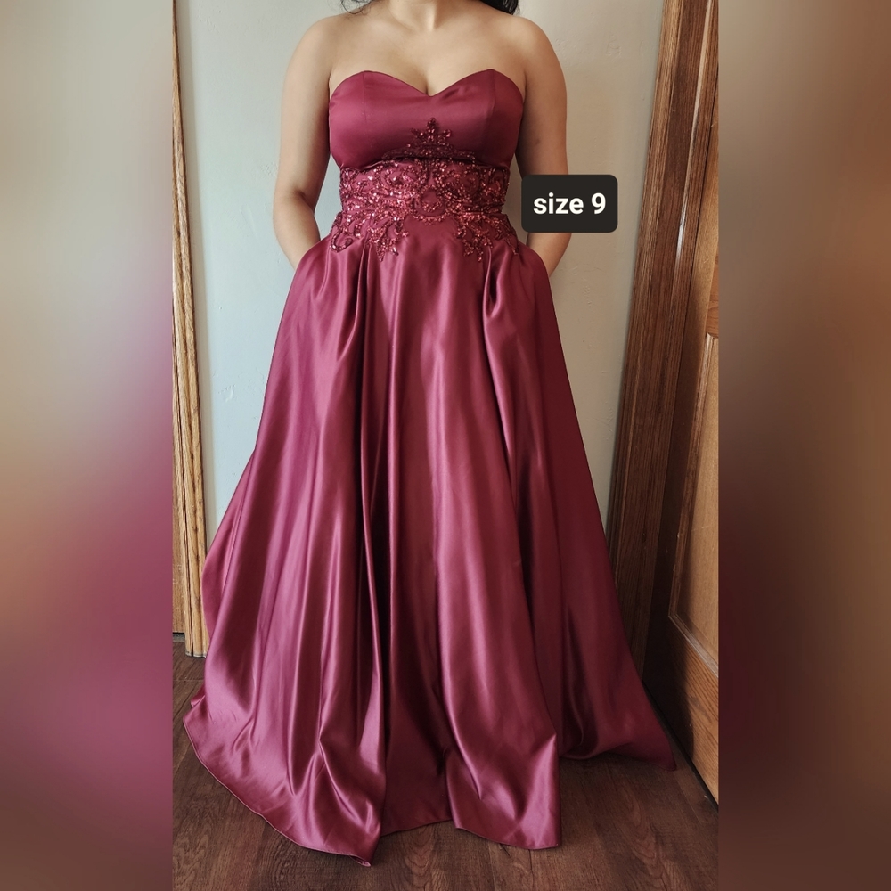 Formal Prom ballgown